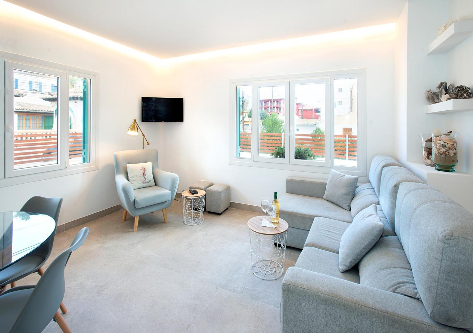 Owl Booking Villa Magdalena - 5 Min Walk To The Beach Cala de Sant Vicenc Exteriör bild