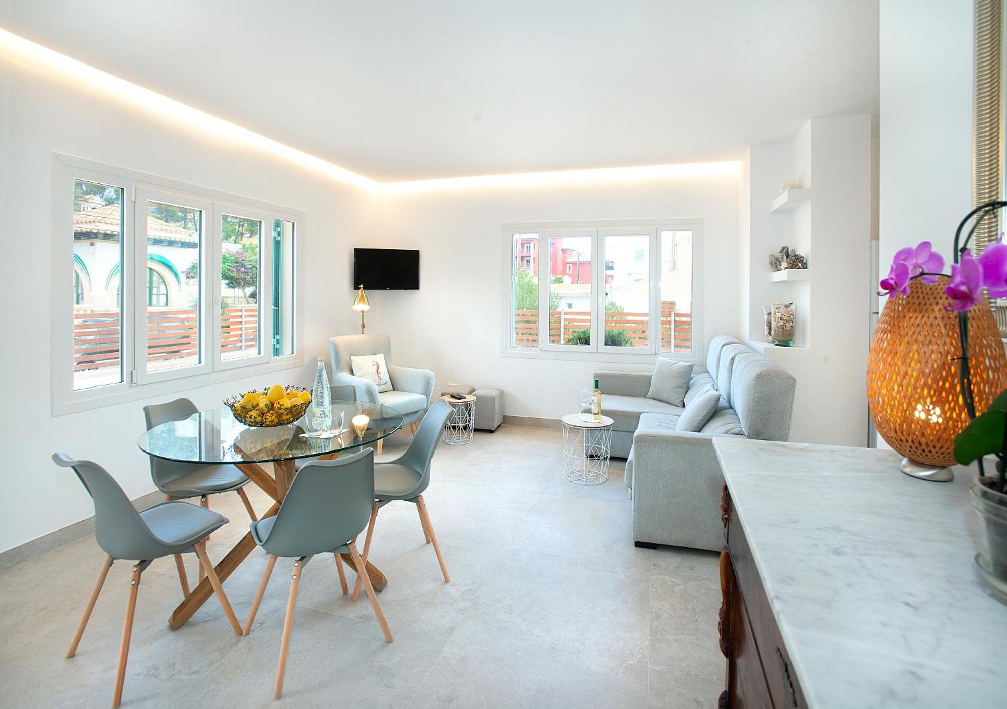 Owl Booking Villa Magdalena - 5 Min Walk To The Beach Cala de Sant Vicenc Exteriör bild